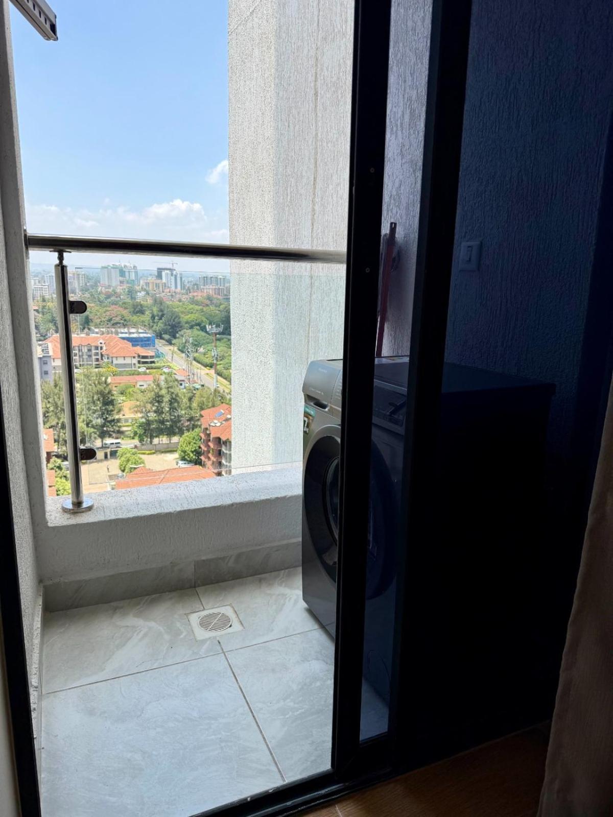 Wilma Towers 11th Floor One Bedroom Apartment, Swimming Pool, Gym, Sauna,steam Workspace ,wonderiss Homes Kilimani Living * Найроби